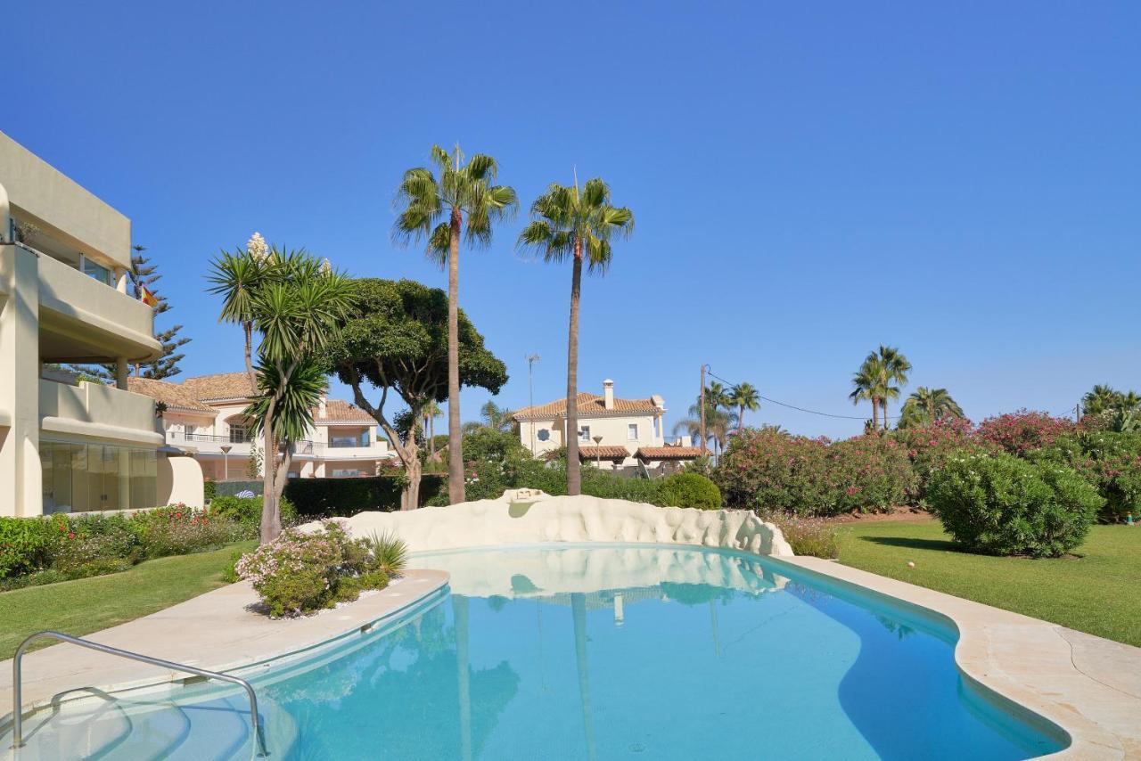 Apartment Front Elviria *