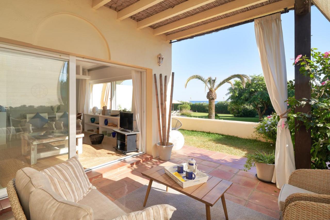Front Elviria Apartment Marbella