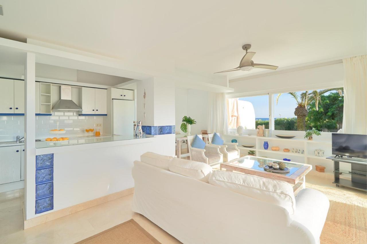 Apartment Front Elviria *